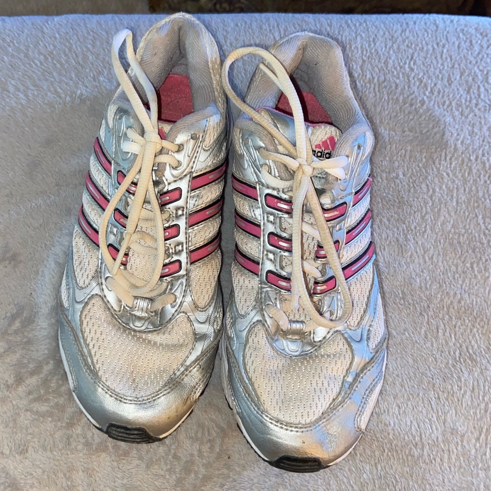 Adidas shoes in great shape. Size-6.5
